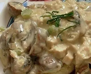 большая куриная грудка без кожи белые грибы замороженные 300400 г репчатый лук - фото 19