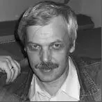 Я родился в 1957 году в Москве Учился на филологическом факультете МГУ 1974 - фото 12