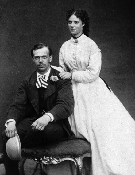 Цесаревич Александр Александрович и Дагмар Фото 1866 г На одной из них - фото 10