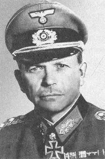 Генералполковник Хайнц Гудериан Между тем венгерская столица оказалась в - фото 1