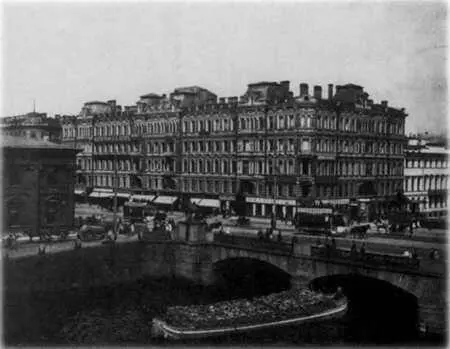 Аничков мост через Фонтанку Начало 1900х гг Пасхальное гулянье на - фото 38