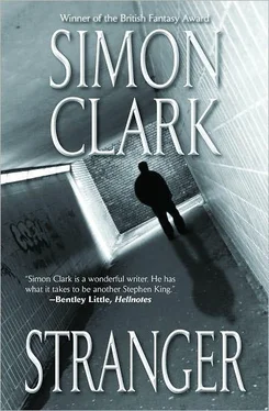 Simon Clark Stranger обложка книги