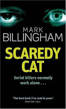 Mark Billingham Scaredy cat обложка книги