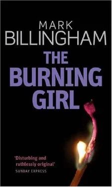 Mark Billingham The Burning Girl обложка книги