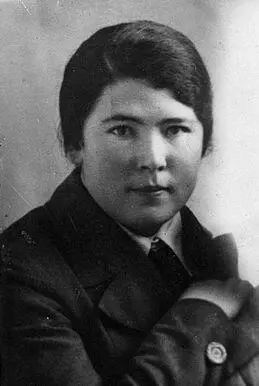 Я родилась 13 декабря 1919 г в г Симферополе в доме на ул - фото 6