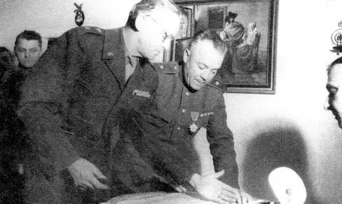8 мая 1945 года подразделения из дивизии гвардии генералмайора Д А Дрычкина - фото 36