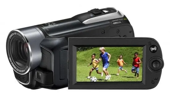 Камера оснащена объективом Canon HD Video Lens с двадцатикратным оптическим - фото 23