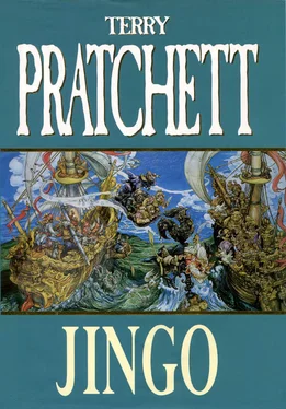 Terry Pratchett Jingo обложка книги