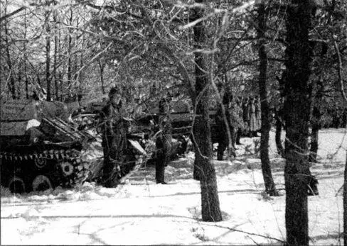 Формирование 1й гвардейской танковой армии На снимках в 112 тбр передаются - фото 16