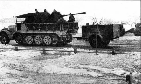 Зенитная установка Kfz72 37мм пушка Flak36 на полугусеничном тягаче - фото 21