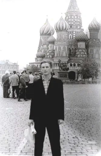 Май 1966 г Москва Командировка за реактивами и в библиотеку МГУ Кроме - фото 32