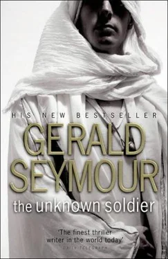 Gerald Seymour The Unknown Soldier обложка книги