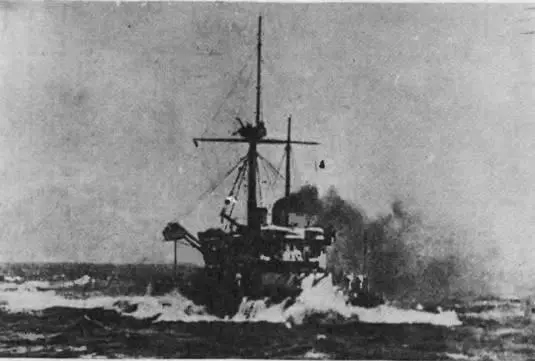 Thanderer во время шторма в Средиземном море Броненосец Duilio - фото 34