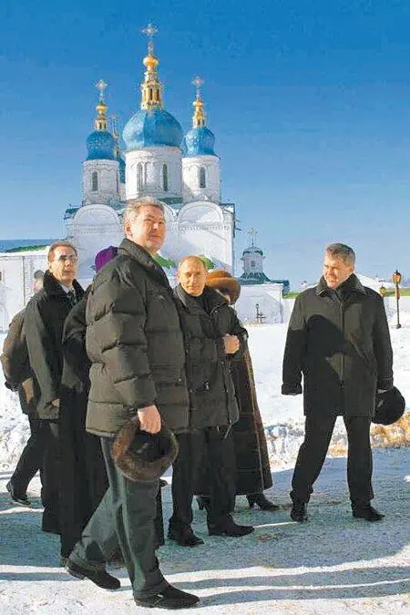 Владимир Путин был частым гостем в Тюменской области Одно из заседаний - фото 7