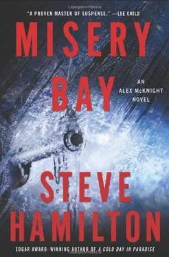 Steve Hamilton Misery Bay обложка книги