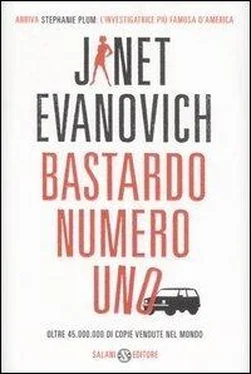 Janet Evanovich Bastardo numero uno обложка книги