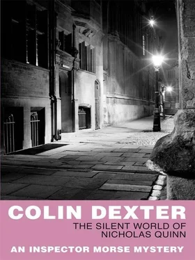 Colin Dexter The Silent World Of Nicholas Quinn