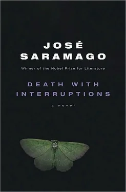 José Saramago Death with Interruptions обложка книги