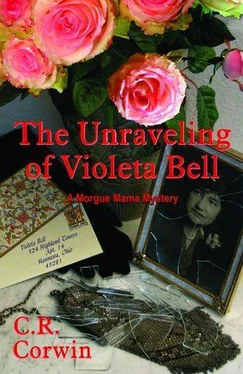 C Corwin The Unraveling of Violeta Bell обложка книги