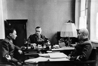 На совещании у начальника Генерального штаба 1940 г КА Мерецков был - фото 13