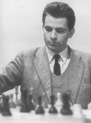 Борис Спасский Визит Президента ФИДЕ эксчемпиона мира Макса Эйве справа - фото 18