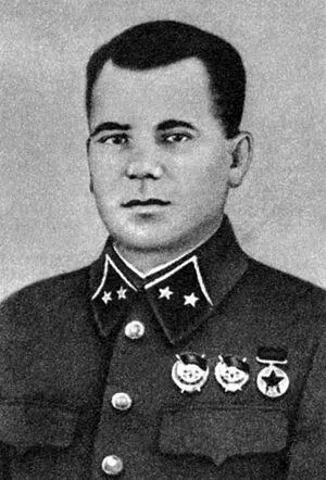 Огурцов СЯ командир 10й танковой дивизии 15го механизированного корпуса В - фото 38