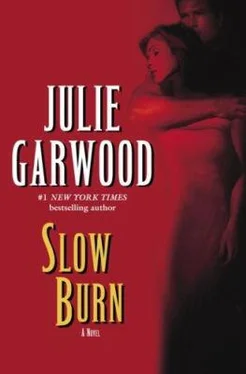 Julie Garwood Slow Burn обложка книги