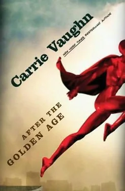 Carrie Vaughn After the Golden Age обложка книги