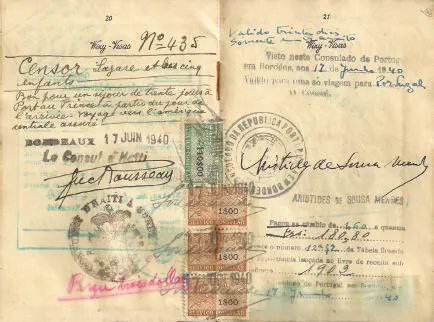 One of the thousands of lifesaving visas signed by Sousa Mendes in June 1940 - фото 24