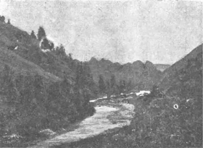 Вход в Исфайранское ущелье Толпа праздных туземцев с любопытством смотрит на - фото 21