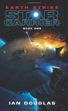 Ian Douglas Earth Strike: Star Carrier: Book One обложка книги