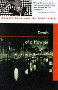 Janwillem De Wetering Death of a Hawker обложка книги