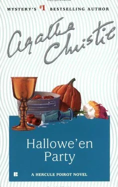 Agatha Christie Hallowe'en Party обложка книги