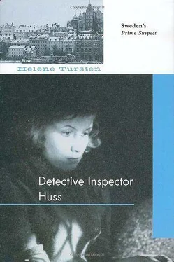 Helene Tursten Detective Inspector Huss обложка книги