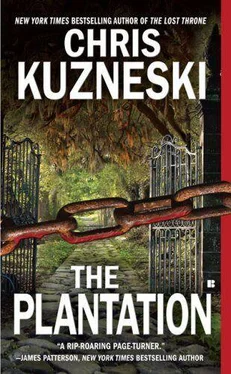 Chris Kuzneski The Plantation обложка книги
