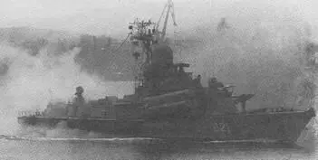 Зарница во время празднования Дня ВМФ в Севастополе Хорошо видна ПУ ЗРК - фото 45