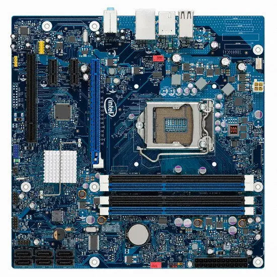 Классическая материнская плата собственной разработки корпорации Intel на - фото 56