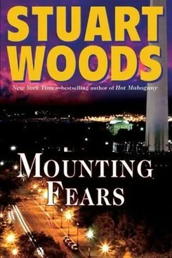 Stuart Woods Mounting Fears обложка книги