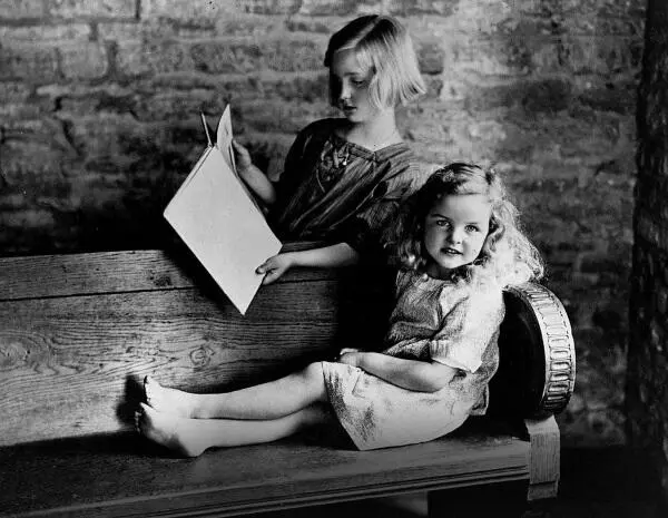 13 Юные Юнити и Джессика Illustrated London News LtdBridgeman Images 14 - фото 15