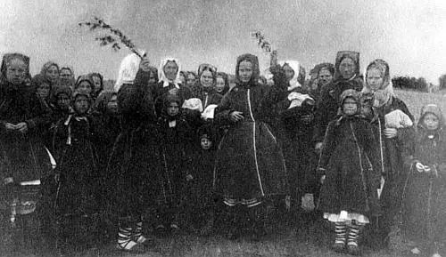 Пляска женщин на Зеленые святки фото начала XX века Кроме того Троица и - фото 41