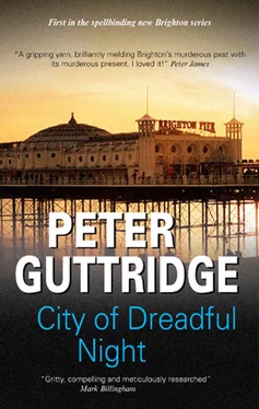 Peter Guttridge City of Dreadful Night обложка книги