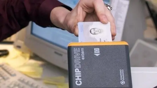 Уже применявшаяся в Эстонии система голосования через интернет основана на - фото 60