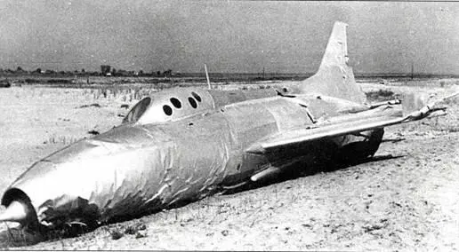 Аварийная посадка Е50 летчика ВГ Мухина Приборная доска самолета Е50 - фото 10