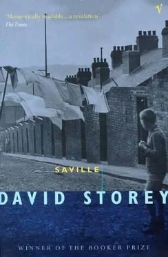 David Storey Saville обложка книги