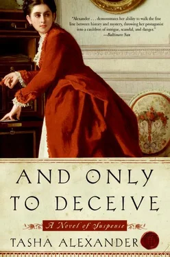 Tasha Alexander And Only to Deceive обложка книги