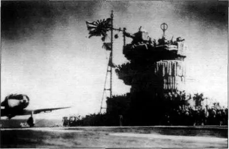 Взлет пикирующего бомбардировщика D3A с палубы авианосца Akagi Весна 1942 г - фото 41