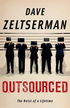 Dave Zeltserman Outsourced обложка книги