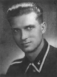 ст десятник Любомир Боднар підчас вишколу в Голяндії зимою 1943 р За - фото 3