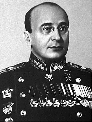 Генеральний комісар державної безпеки Лаврентій Берія у 19381945 рр очолював - фото 99