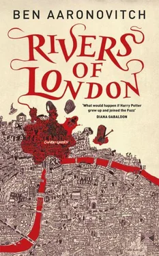 Ben Aaronovitch Rivers of London обложка книги